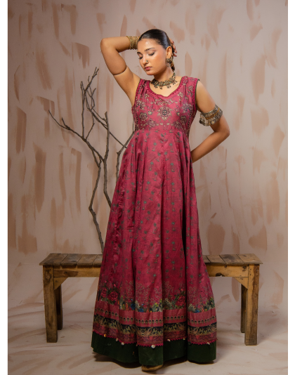 Mahroon Heritage Premium Lawn 3 Piece Frock Set